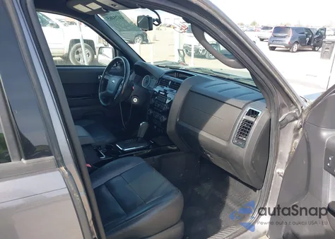 2010 Ford Escape Limited z USA, uszkodzony, nr VIN 1FMCU0E79AKC24148